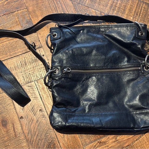 The Sak vintage black leather bag with floral Interior. Great condition - Picture 10 of 16